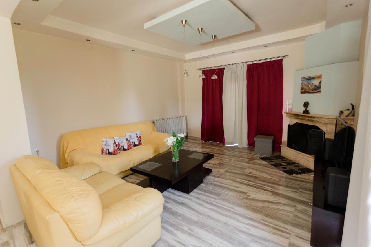 Arias'-Welcoming Guest House Kounoupidhiana Ngoại thất bức ảnh
